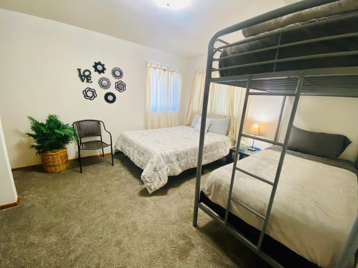 Family Friendly, 3 Bedroom House, With King Bed For Up To 15 - Bbq - Internet - Jet Tub 奥本 外观 照片