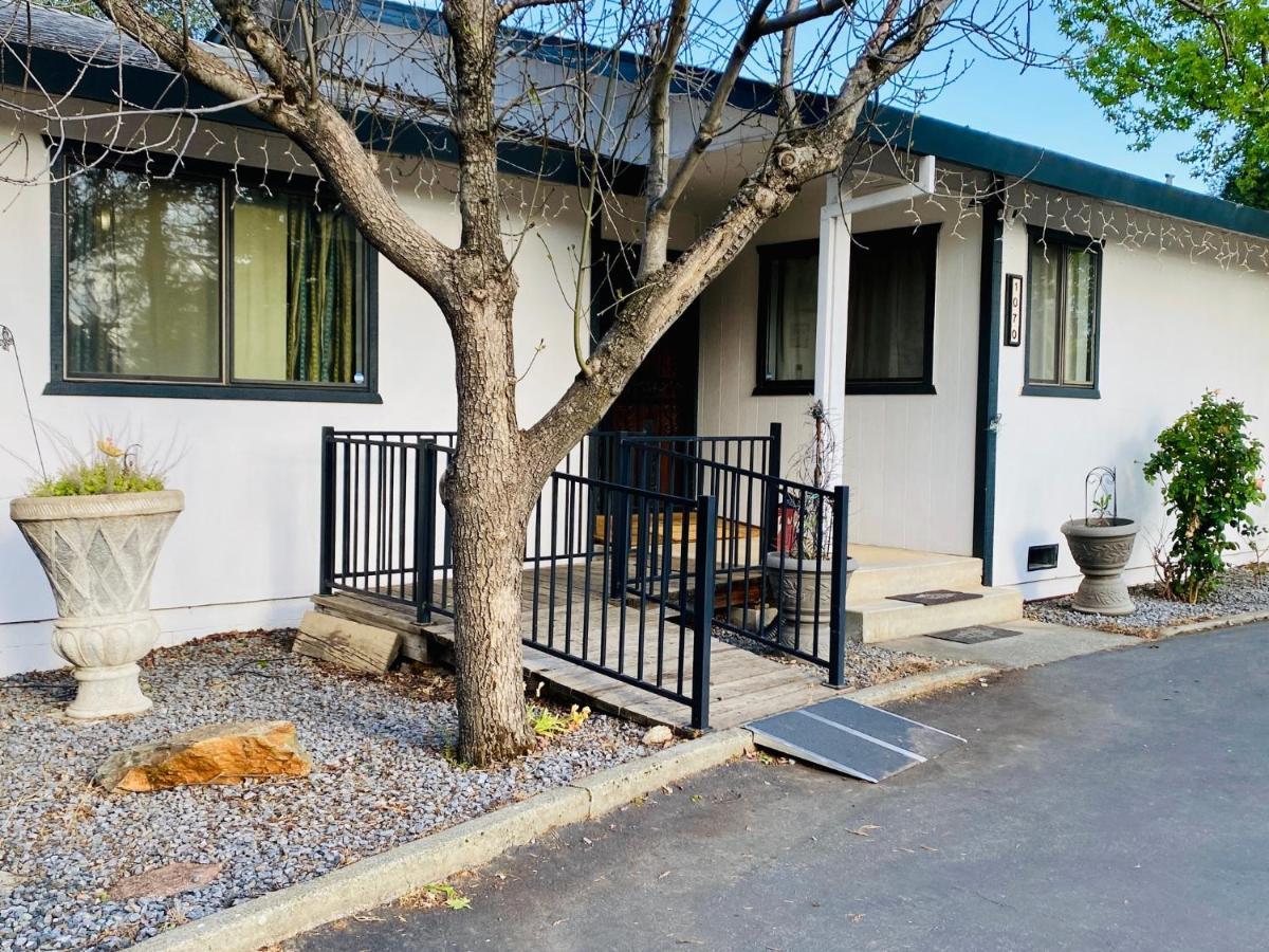 Family Friendly, 3 Bedroom House, With King Bed For Up To 15 - Bbq - Internet - Jet Tub 奥本 外观 照片