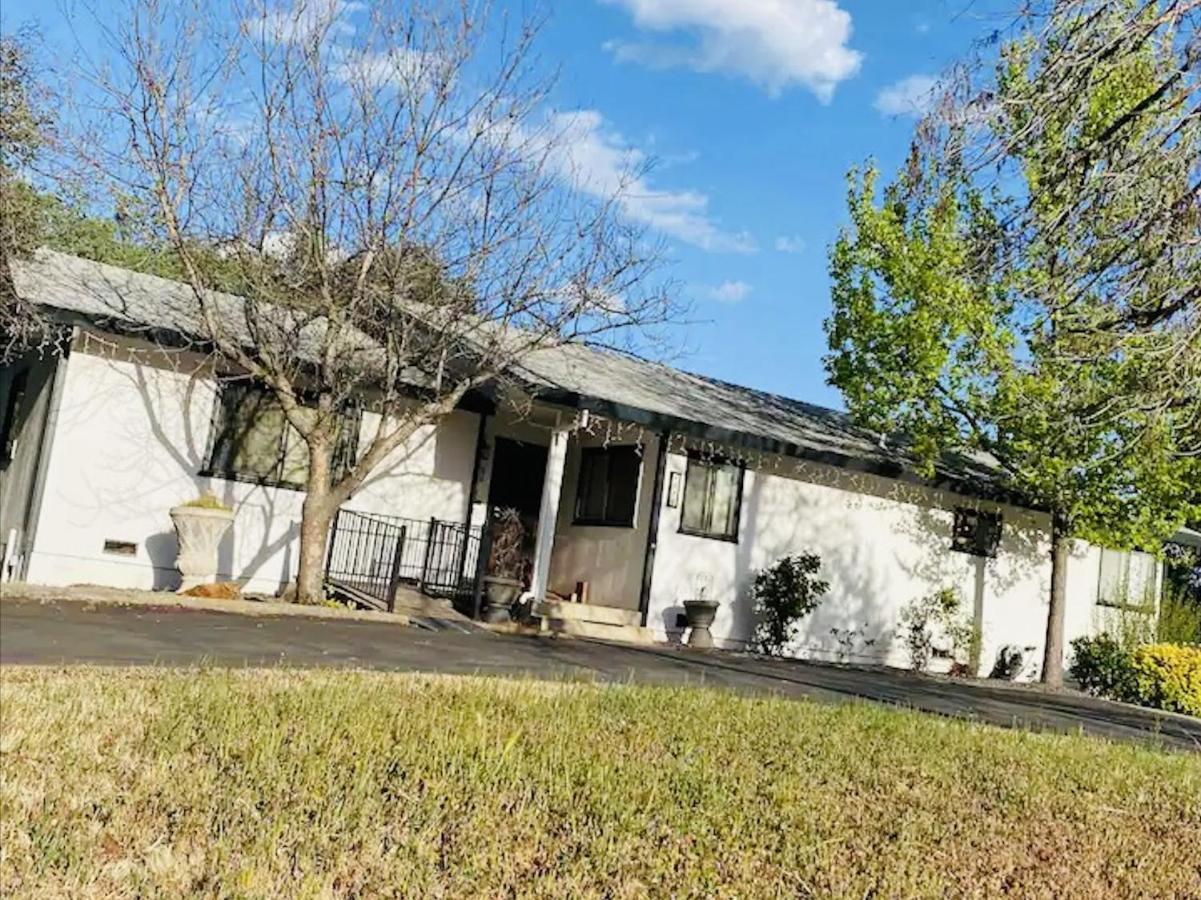 Family Friendly, 3 Bedroom House, With King Bed For Up To 15 - Bbq - Internet - Jet Tub 奥本 外观 照片
